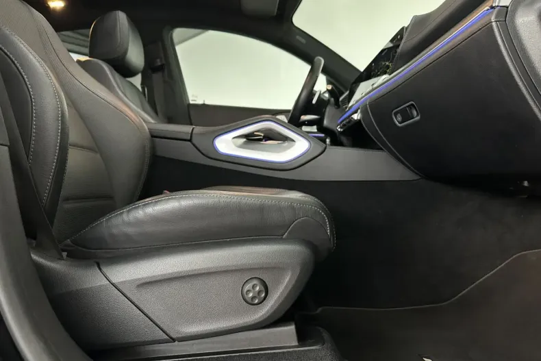 Mercedes-Benz GLE 400 din 2023 cu 67.600 km - oferta MER168392 - foto 25