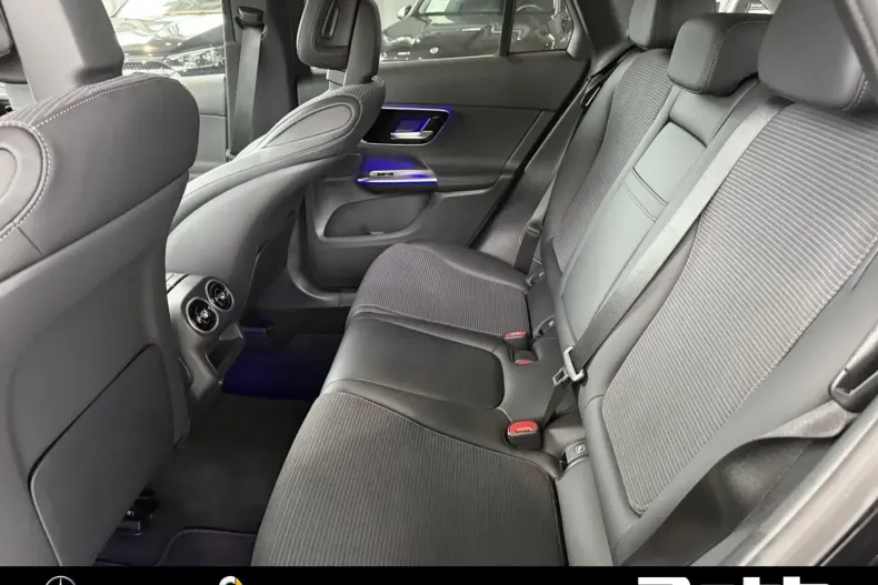 Mercedes-Benz GLC 220 din 2024 cu 9.400 km - oferta MER168394 - foto 8