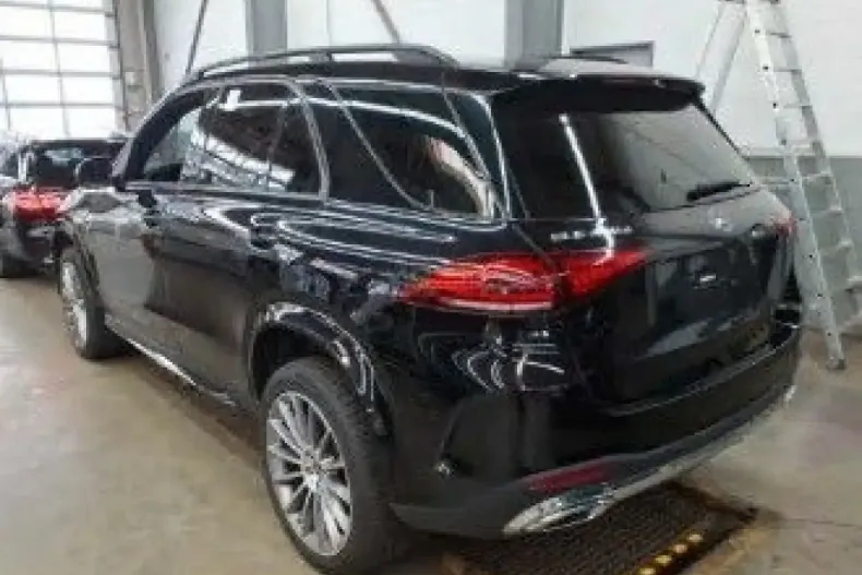 Mercedes-Benz GLE 400 din 2023 cu 35.100 km - oferta MER168397 - foto 4