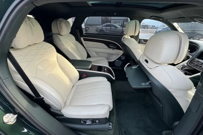 Bentley Bentayga din 2022 cu 14.000 km - oferta BEN168411 - foto 13