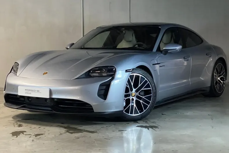 Porsche Taycan din 2023 cu 41.000 km - oferta POR168415 - foto 1