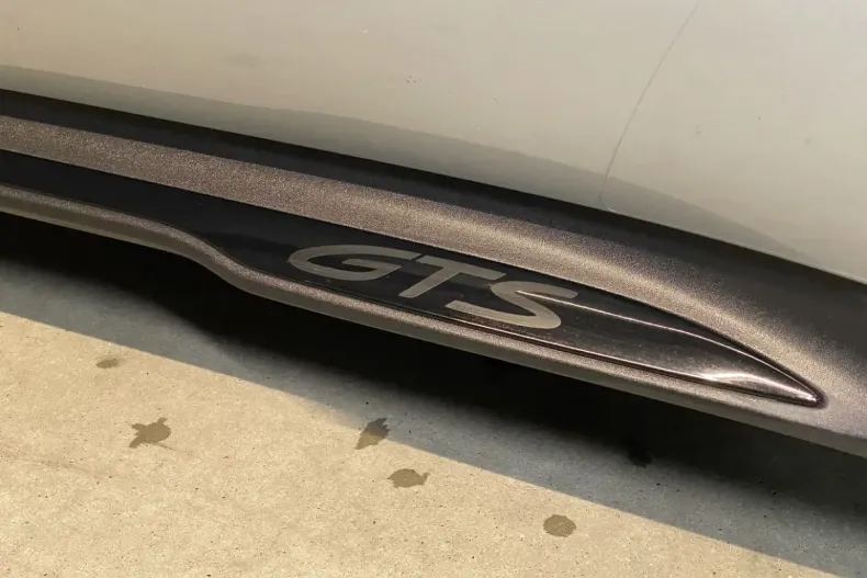 Porsche Taycan din 2023 cu 41.000 km - oferta POR168415 - foto 8