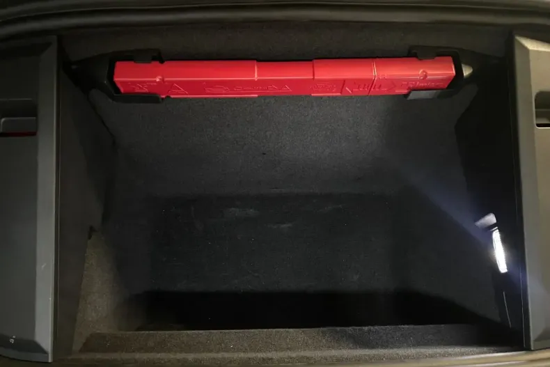 Porsche Taycan din 2023 cu 41.000 km - oferta POR168415 - foto 10