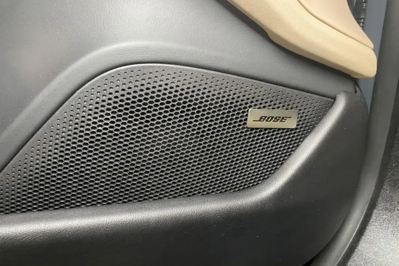 Porsche Taycan din 2023 cu 41.000 km - oferta POR168415 - foto 27