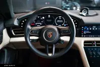 Porsche Taycan din 2023 cu 24.000 km - oferta POR168420 - foto 7