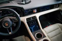 Porsche Taycan din 2023 cu 24.000 km - oferta POR168420 - foto 9