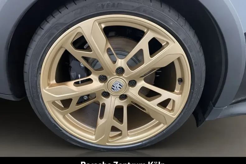 Porsche Taycan din 2023 cu 15.058 km - oferta POR168423 - foto 10