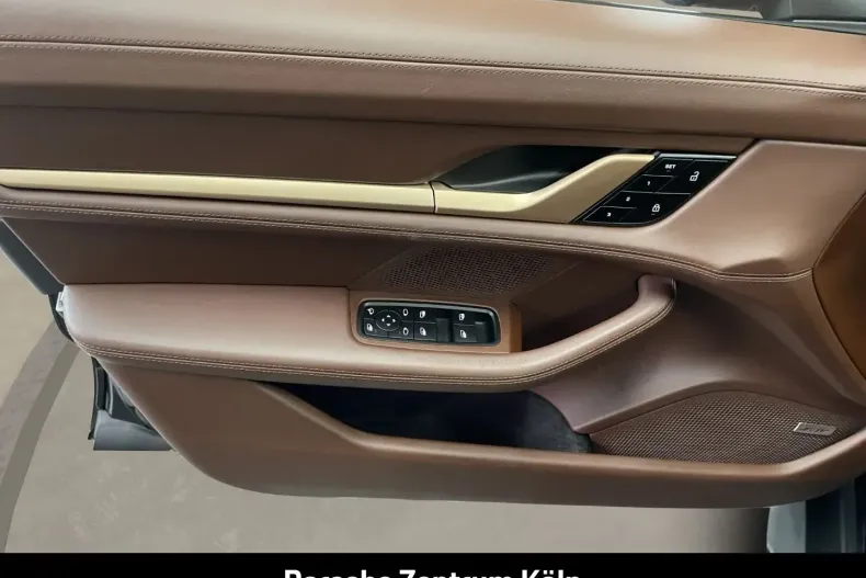 Porsche Taycan din 2023 cu 15.058 km - oferta POR168423 - foto 19