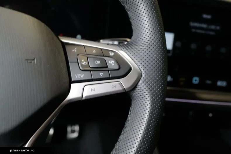 Volkswagen Touareg din 2025 cu 9.526 km - oferta VOL168424 - foto 12