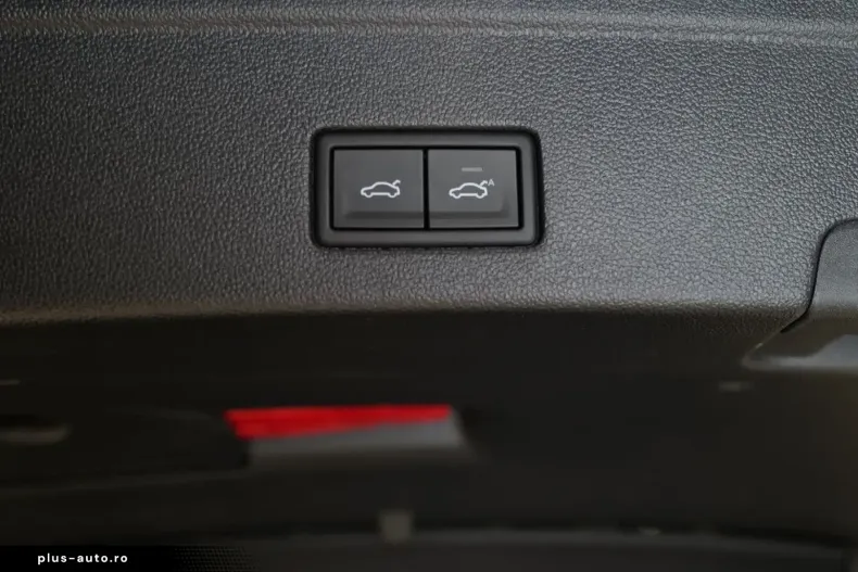 Volkswagen Touareg din 2025 cu 9.526 km - oferta VOL168424 - foto 23