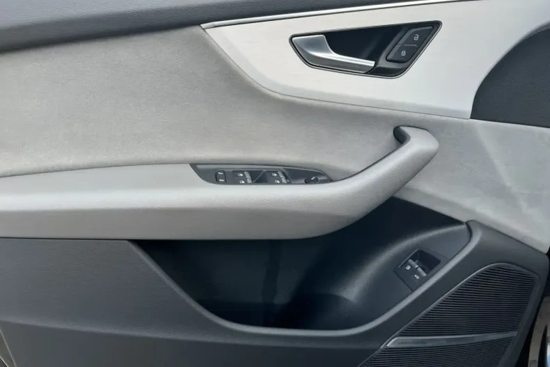 Audi Q8 din 2023 cu 38.015 km - oferta AUD168432 - foto 13