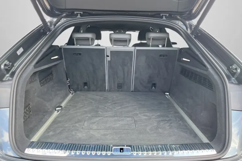 Audi Q8 din 2023 cu 38.015 km - oferta AUD168432 - foto 15