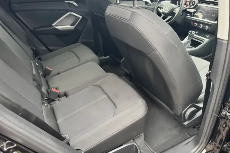 Audi Q3 din 2025 cu 15.000 km - oferta AUD168441 - foto 20