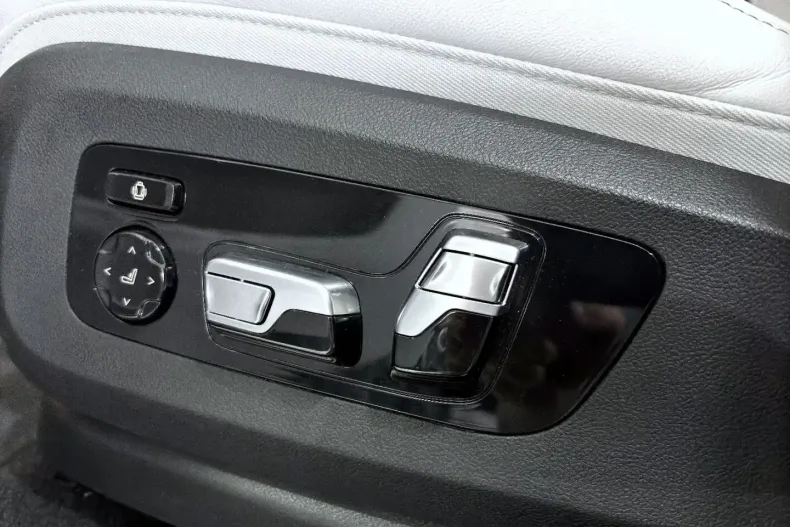 BMW XM din 2024 cu 32.400 km - oferta BMW168453 - foto 22