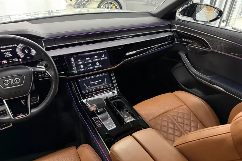 Audi A8 din 2023 cu 38.410 km - oferta AUD168457 - foto 12