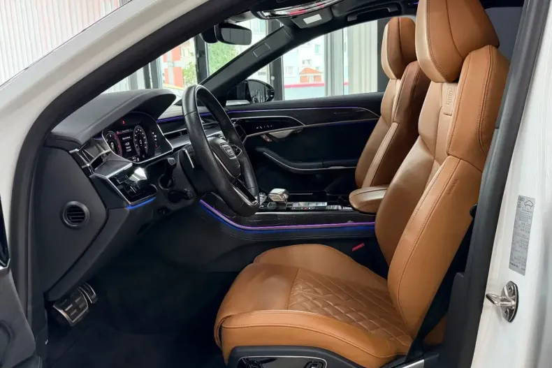 Audi A8 din 2023 cu 38.410 km - oferta AUD168457 - foto 13