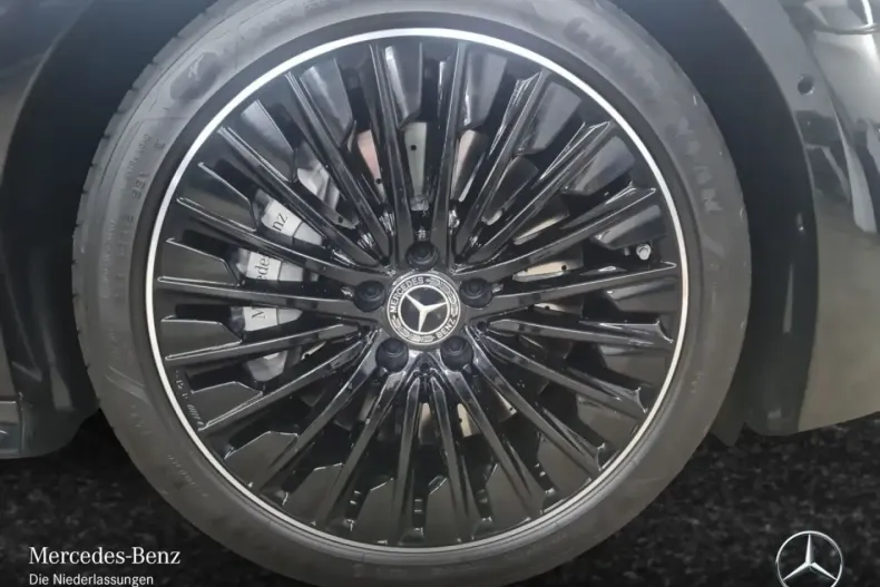 Mercedes-Benz CLE 450 din 2024 cu 8.337 km - oferta MER168461 - foto 4