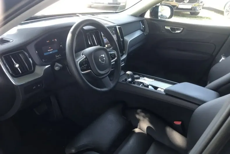 Volvo XC60 din 2024 cu 10.278 km - oferta VOL168466 - foto 6