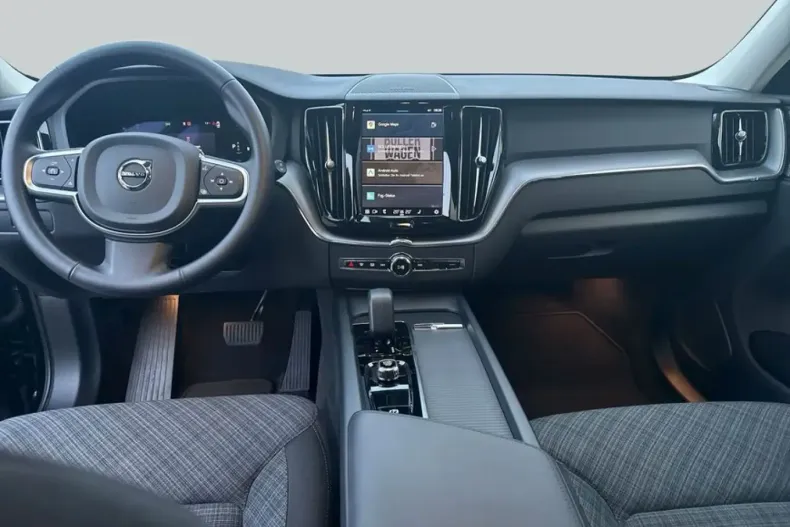 Volvo XC60 din 2024 cu 27.599 km - oferta VOL168468 - foto 8