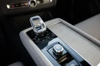 Volvo XC90 din 2025 cu 9.750 km - oferta VOL168469 - foto 15