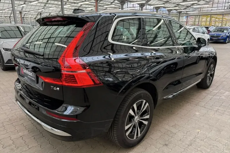 Volvo XC60 din 2024 cu 23.846 km - oferta VOL168470 - foto 4