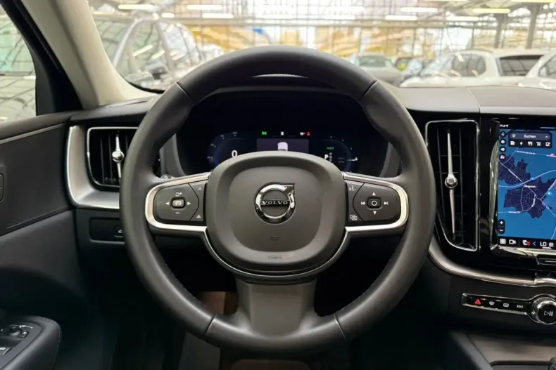 Volvo XC60 din 2024 cu 23.846 km - oferta VOL168470 - foto 7