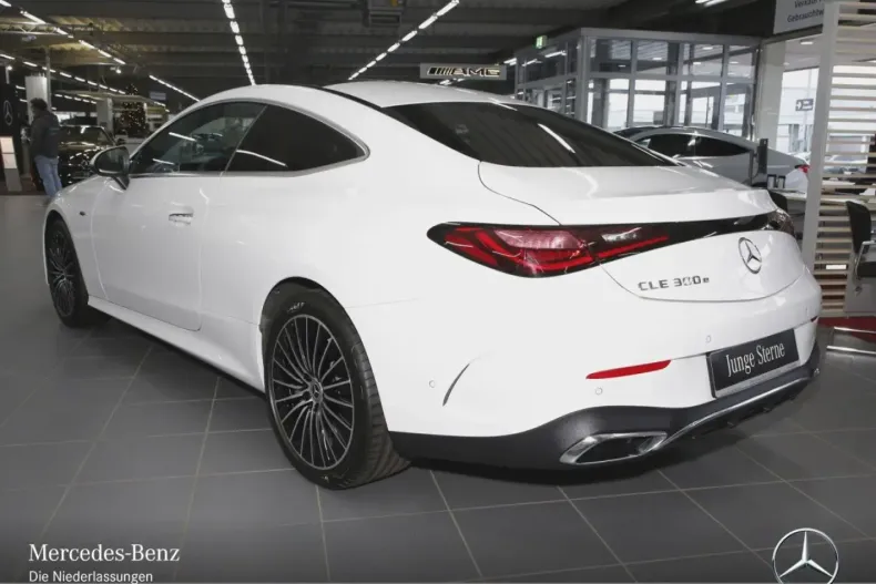 Mercedes-Benz CLE 300 din 2025 cu 15.047 km - oferta MER168480 - foto 8