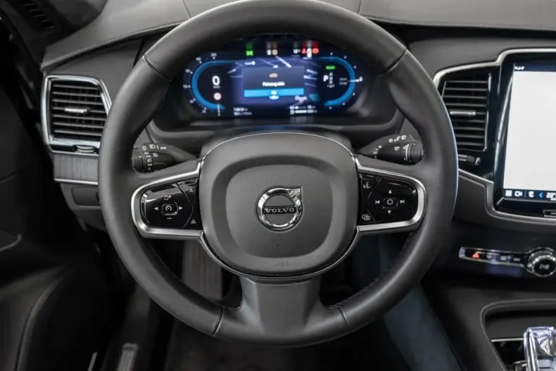 Volvo XC90 din 2024 cu 21.900 km - oferta VOL168481 - foto 9