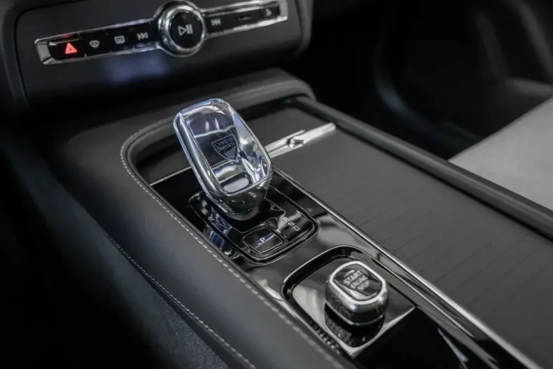 Volvo XC90 din 2024 cu 21.900 km - oferta VOL168481 - foto 16