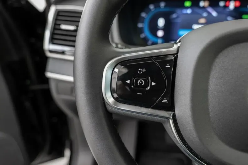 Volvo XC90 din 2024 cu 21.900 km - oferta VOL168481 - foto 18