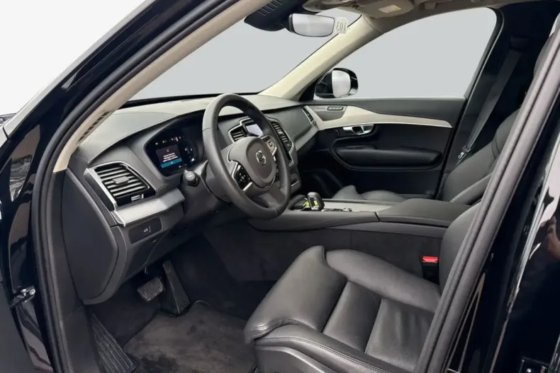 Volvo XC90 din 2024 cu 7.901 km - oferta VOL168483 - foto 8