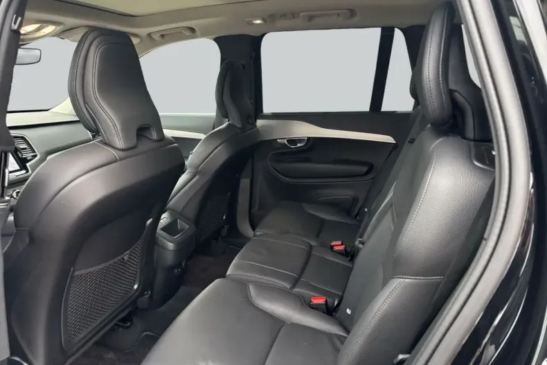 Volvo XC90 din 2024 cu 7.901 km - oferta VOL168483 - foto 9