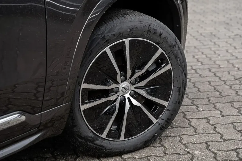 Volvo XC90 din 2024 cu 24.000 km - oferta VOL168487 - foto 5