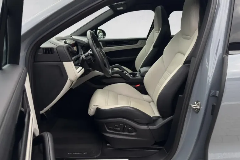 Porsche Cayenne din 2024 cu 39.990 km - oferta POR168491 - foto 8