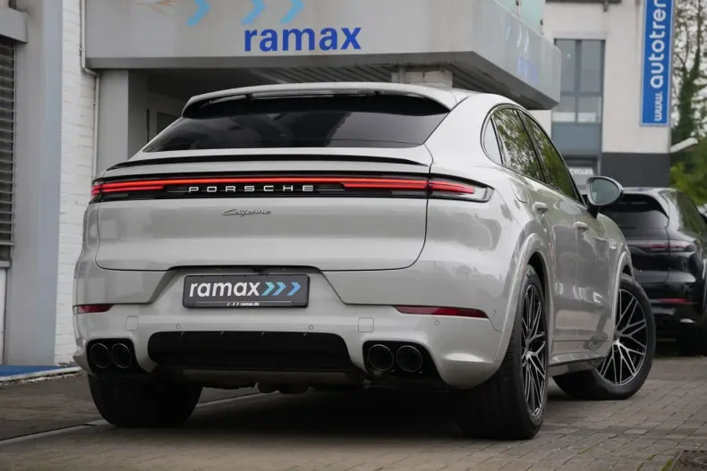 Porsche Cayenne din 2024 cu 16.000 km - oferta POR168494 - foto 8