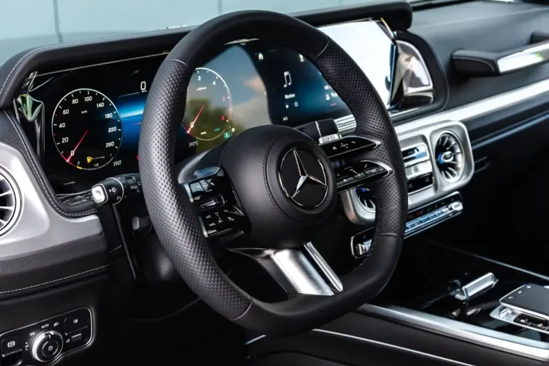 Mercedes-Benz G 450 din 2024 cu 3.800 km - oferta MER168499 - foto 15