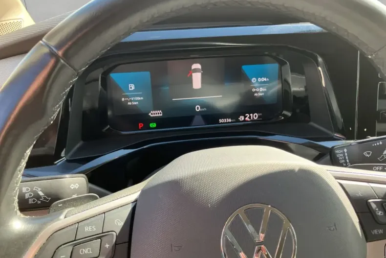 Volkswagen T7 Multivan din 2023 cu 50.500 km - oferta VOL168500 - foto 11