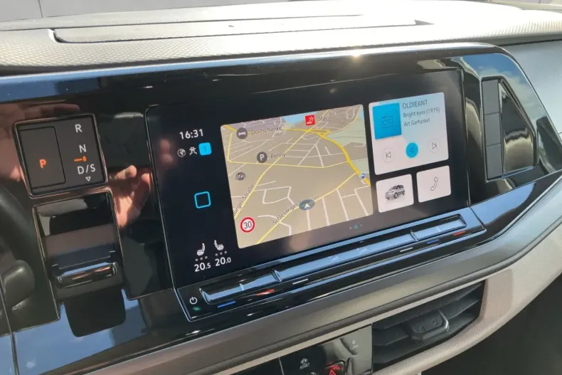 Volkswagen T7 Multivan din 2023 cu 50.500 km - oferta VOL168500 - foto 14