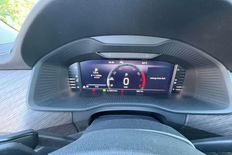 Skoda Kodiaq din 2024 cu 5.690 km - oferta SKO168503 - foto 8