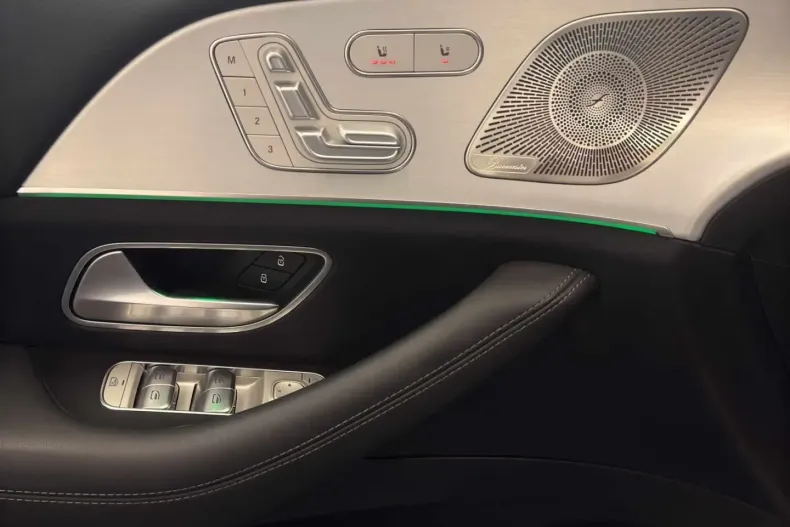 Mercedes-Benz GLE 400 din 2022 cu 33.976 km - oferta MER168513 - foto 6