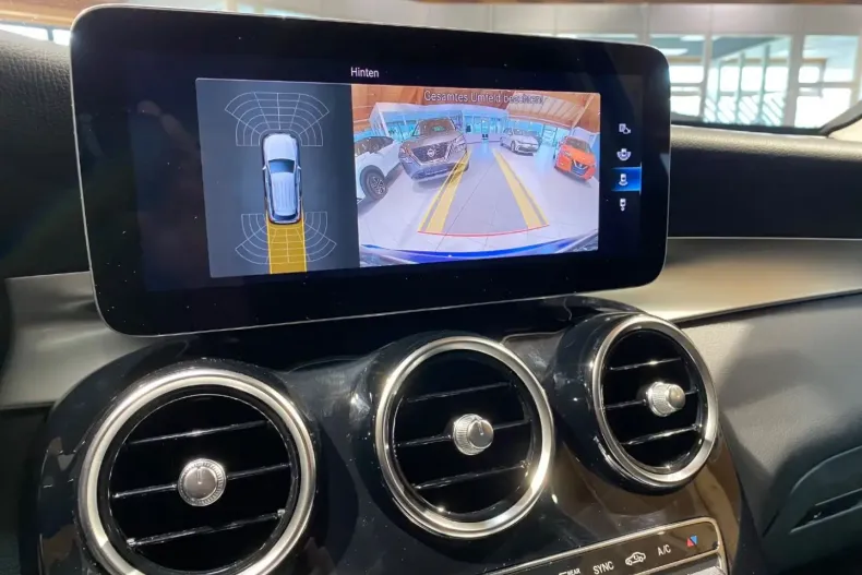 Mercedes-Benz GLC 200 din 2022 cu 44.664 km - oferta MER168516 - foto 17