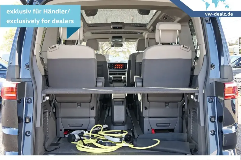 Volkswagen T7 Multivan din 2022 cu 74.264 km - oferta VOL168541 - foto 8