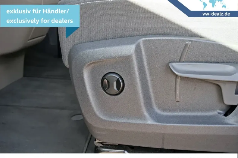 Volkswagen T7 Multivan din 2022 cu 74.264 km - oferta VOL168541 - foto 22