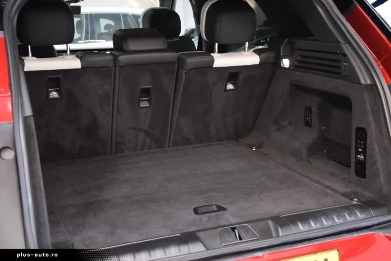 Land Rover Range Rover Sport din 2023 cu 46.902 km - oferta LAN168555 - foto 17