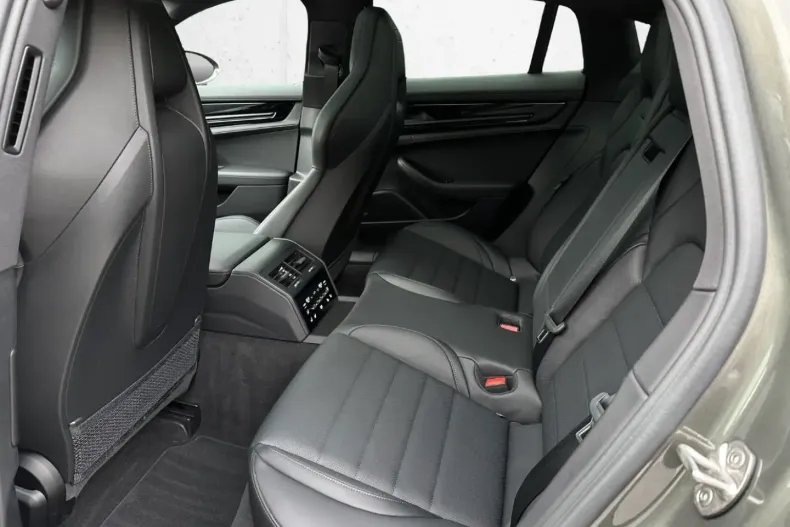 Porsche Panamera din 2024 cu 13.050 km - oferta POR168557 - foto 9