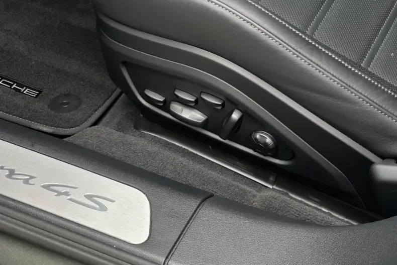 Porsche Panamera din 2024 cu 13.050 km - oferta POR168557 - foto 25