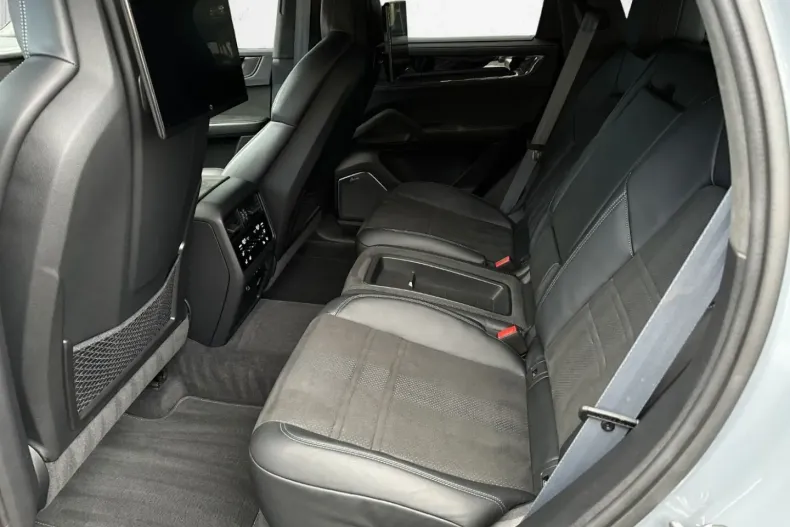 Porsche Cayenne din 2024 cu 30.950 km - oferta POR168558 - foto 9