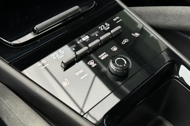 Porsche Cayenne din 2024 cu 30.950 km - oferta POR168558 - foto 13