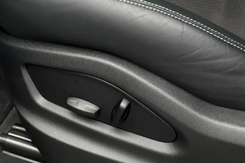 Porsche Cayenne din 2024 cu 30.950 km - oferta POR168558 - foto 25