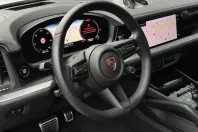 Porsche Cayenne din 2024 cu 14.600 km - oferta POR168559 - foto 9